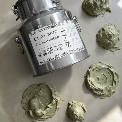 SE-LF Natural Clay Muds | A tray sits with a scoop of each Pink, Green and Yellow French Clay Muds